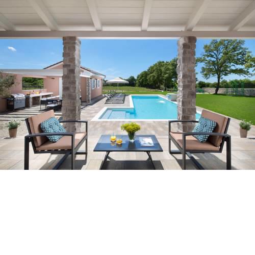 Villa Green Frame