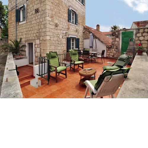 Villa Hogan