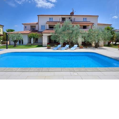 Villa Hope - Apartments with Shared Pool