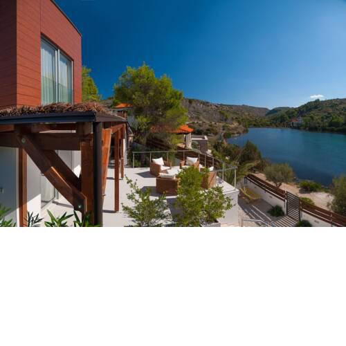 Villa Infinite - 5 Bedroom villa - Ultra modern - Stunning sea views Seafront Location