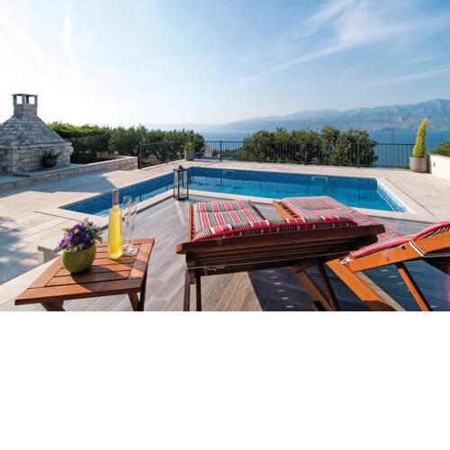 Villa Ita - with pool and view