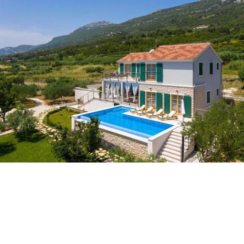 Villa Iva Kaštel Lukšić