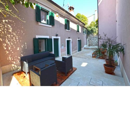 Villa Iwy