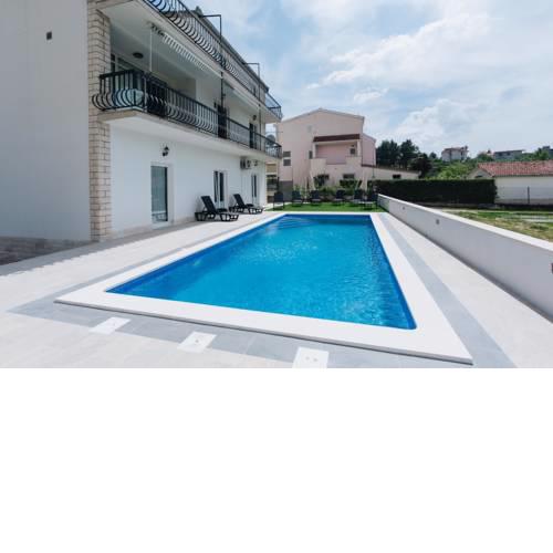 Villa J&D
