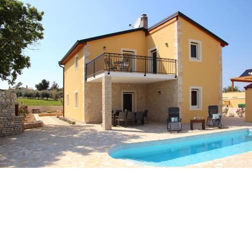 Villa Jomi