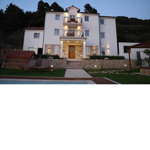 Villa Joy 4 Ever