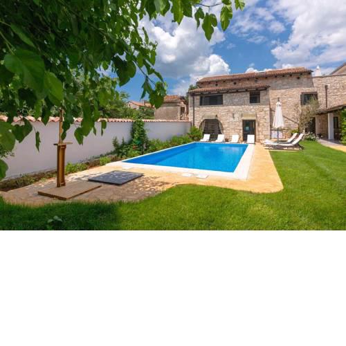 Villa K2n