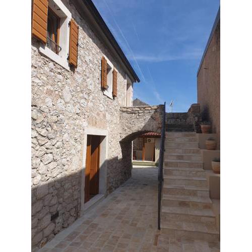 Villa Kameni dvori