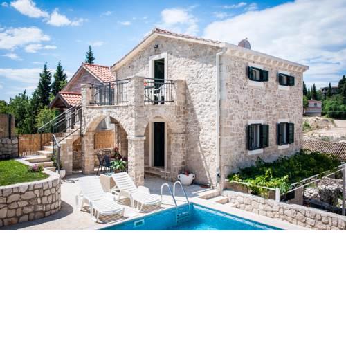 Villa Kameni dvori