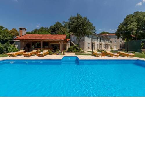 Villa KATA