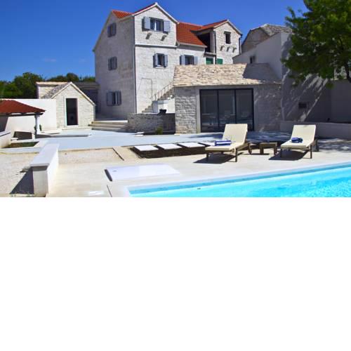 Villa Komelo