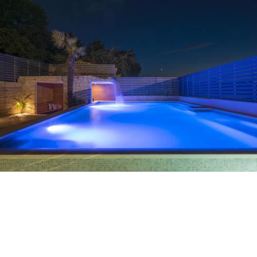 Villa La Mer with stalactite cave and pool bar