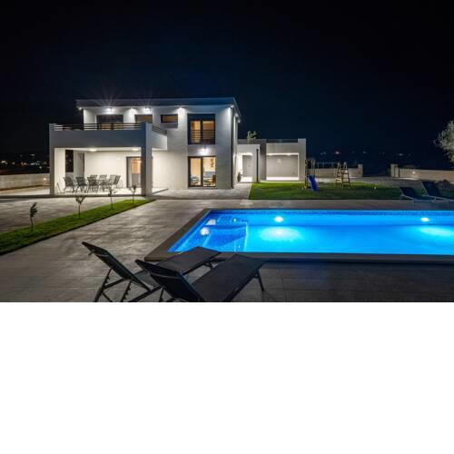 Villa Lacus