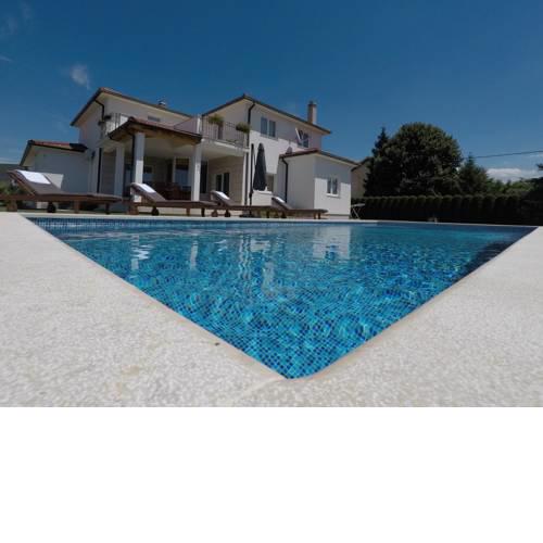 Villa Latica