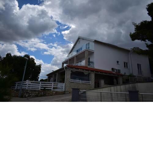 VILLA LAURA