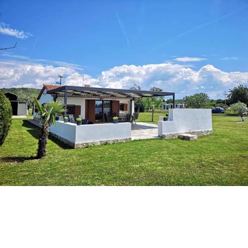 Villa Leo