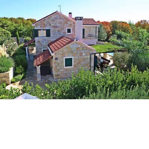 Villa Luči