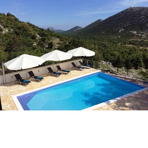 Villa Mahon