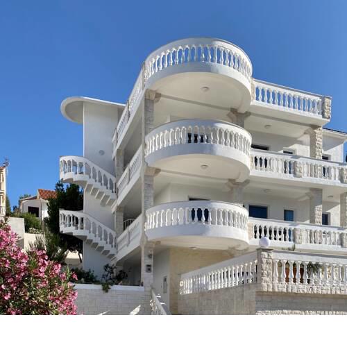 Villa Maluma