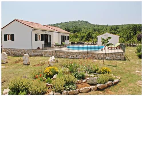 Villa Maria