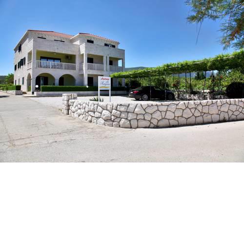 Villa Marijana