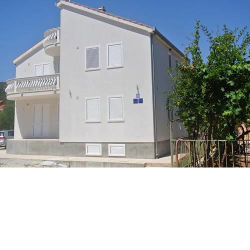 Villa Maros