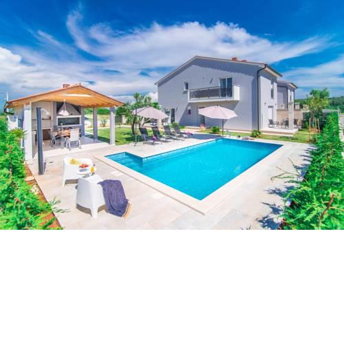 Villa Maya