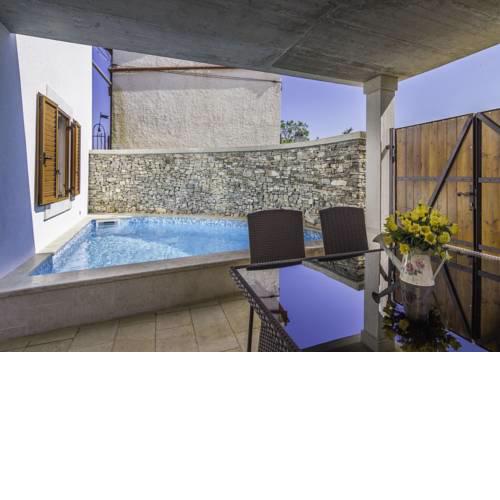 Villa Maya