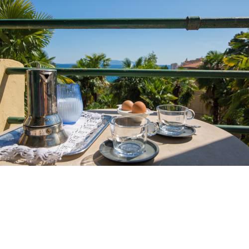 Two Apartments in Quiet Centre, Villa Meri Near Beach, Opatija