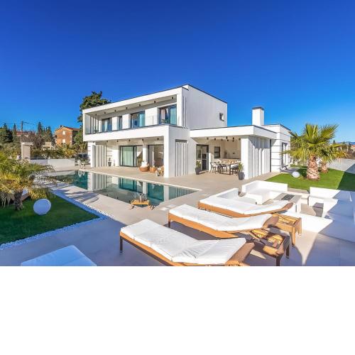 Villa Milly