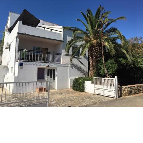 Villa Mira