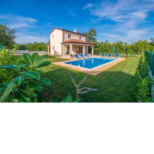 Villa Miriam with Private Pool near Rovinj