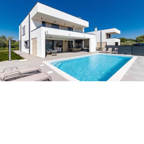 Villa Moon