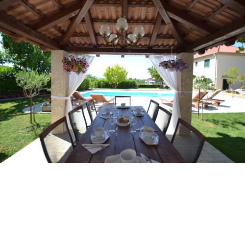 Villa Nada