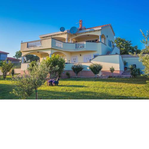 Villa NAR