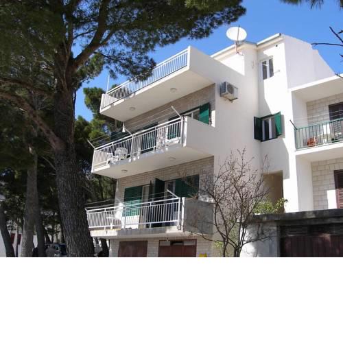 VILLA NEDE