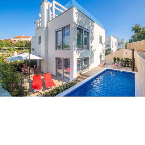 Villa Nika