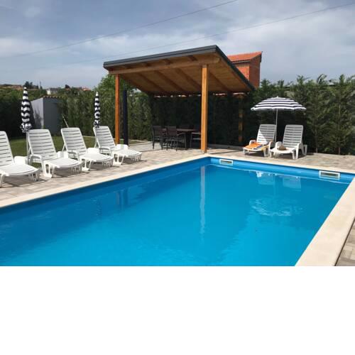 Villa Nin-Selo