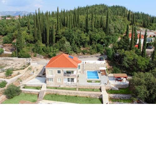 Villa Oasis Cypress