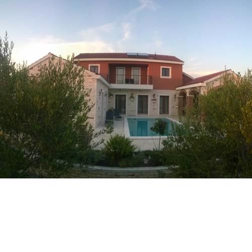 Villa Pamaroka