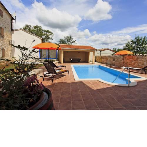 Villa Peresiji