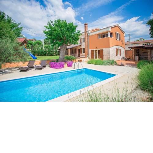 Villa Petra