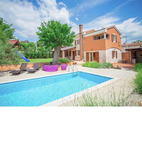Villa Petra