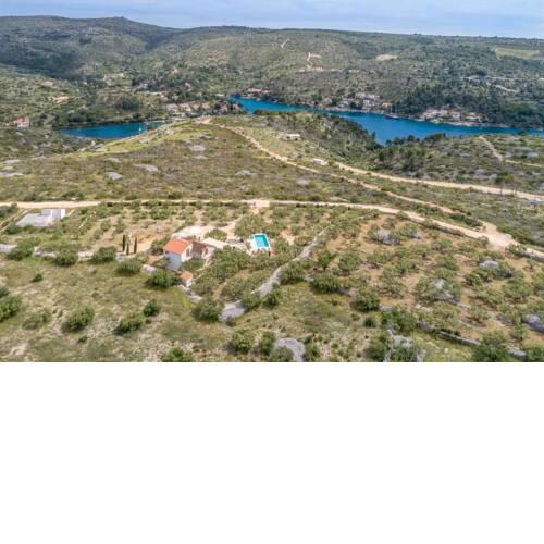 Villa Platinum Brac - 3 Bedroom Villa - Quiet Rural Location - Perfect for Families