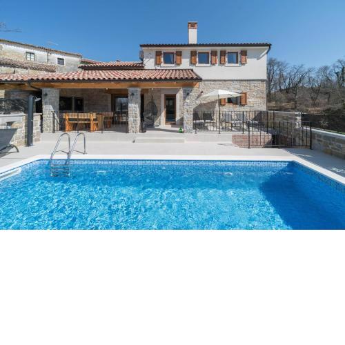 Villa Poji