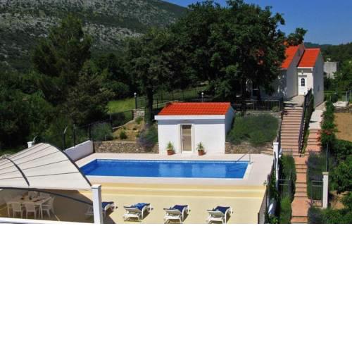 Villa Provos