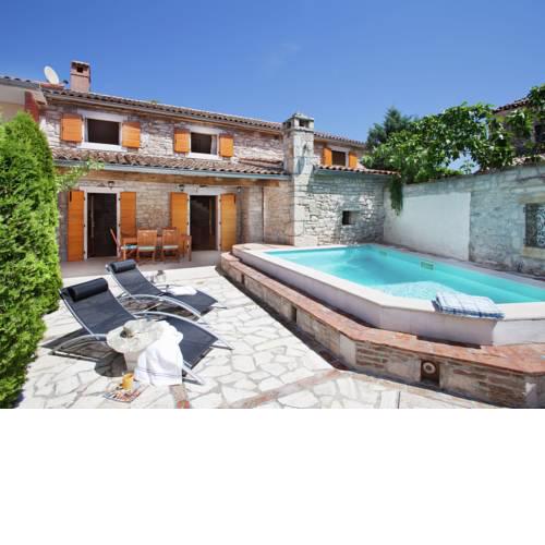 Luxurious Holiday Home with Private Pool in Barban