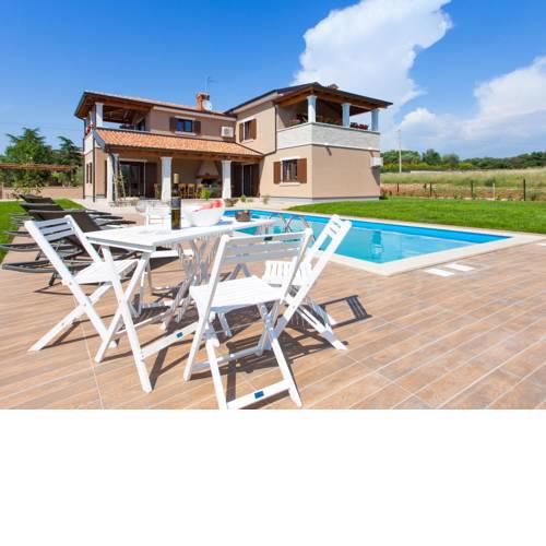 Villa Roa