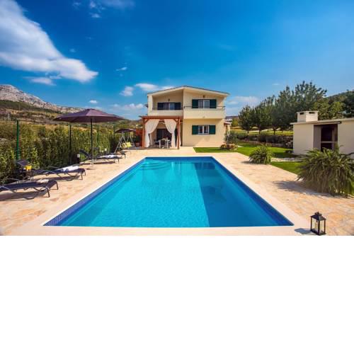VILLA ROKO with 4 bedrooms, 32sqm private pool