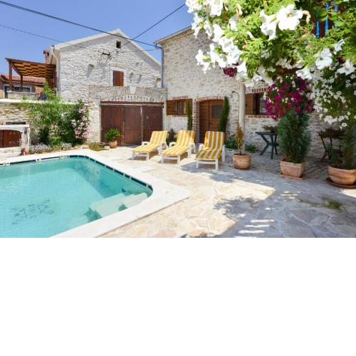 Villa Romantica avec piscine